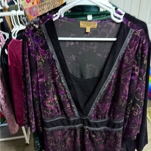Notations Purple and Black tunic​